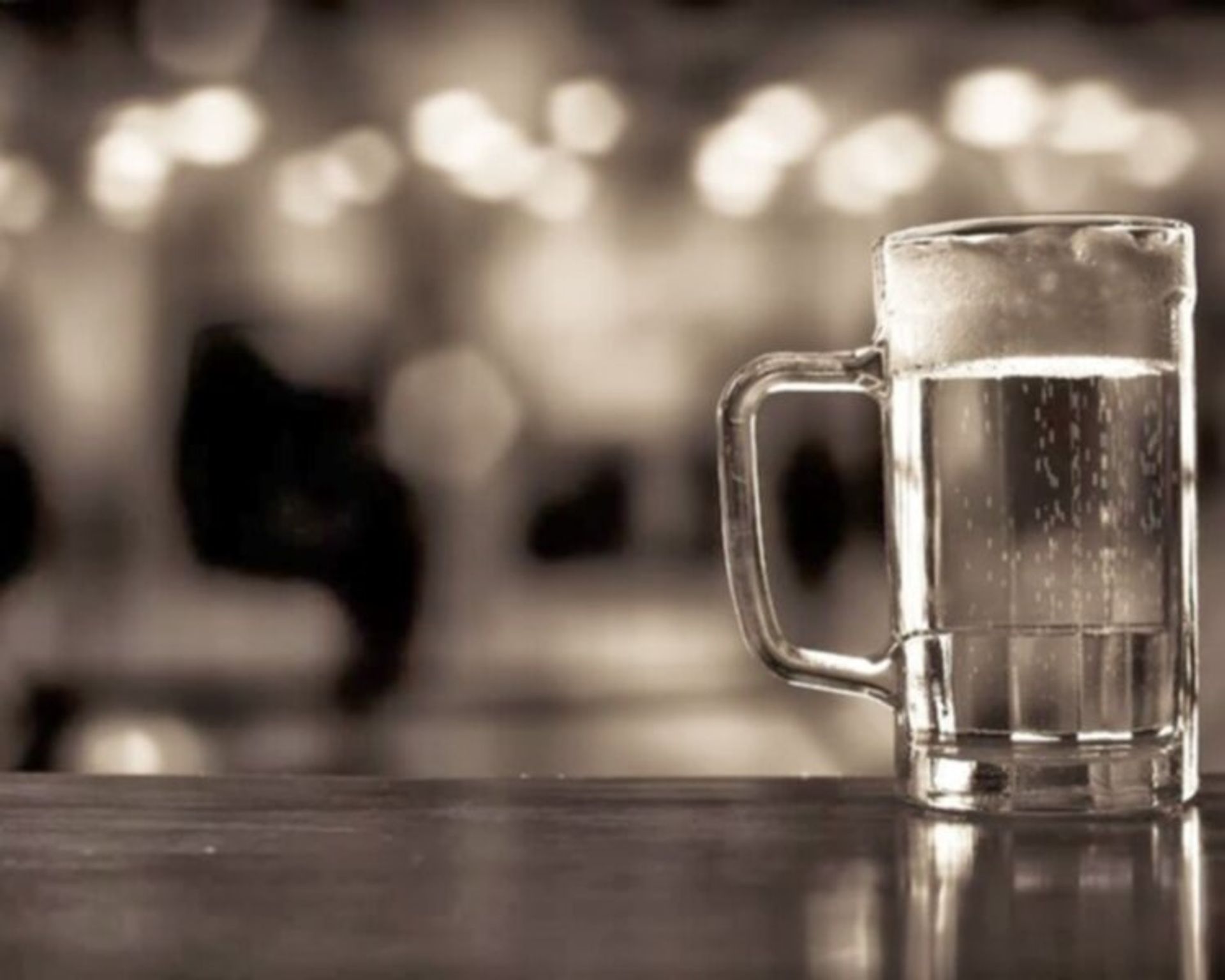 Charley's Restaurant & Saloon