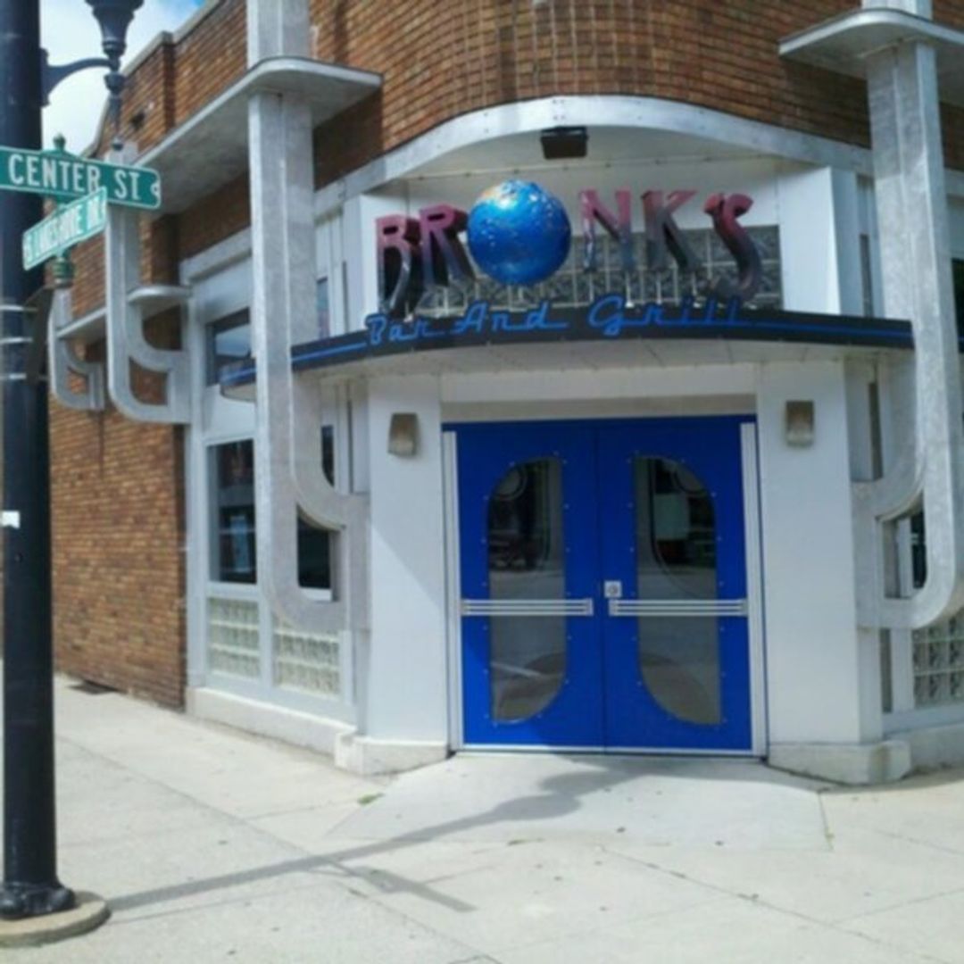 Bronk's Bar & Grill