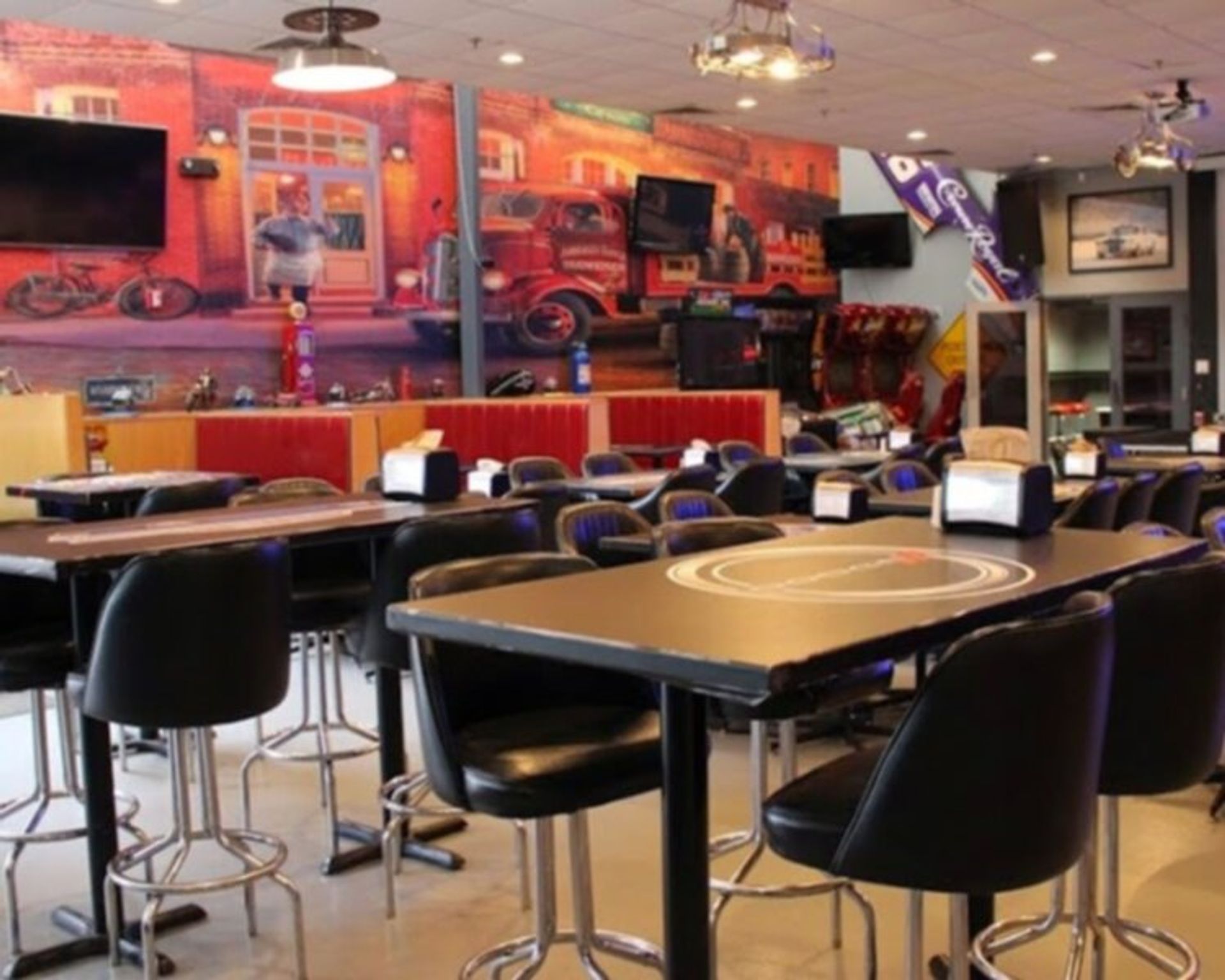 Beacon Street Bar & Grill