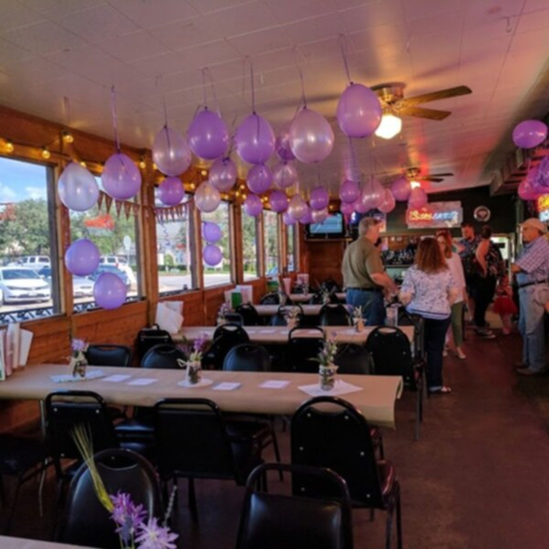 J. Gilligan's Bar & Grill