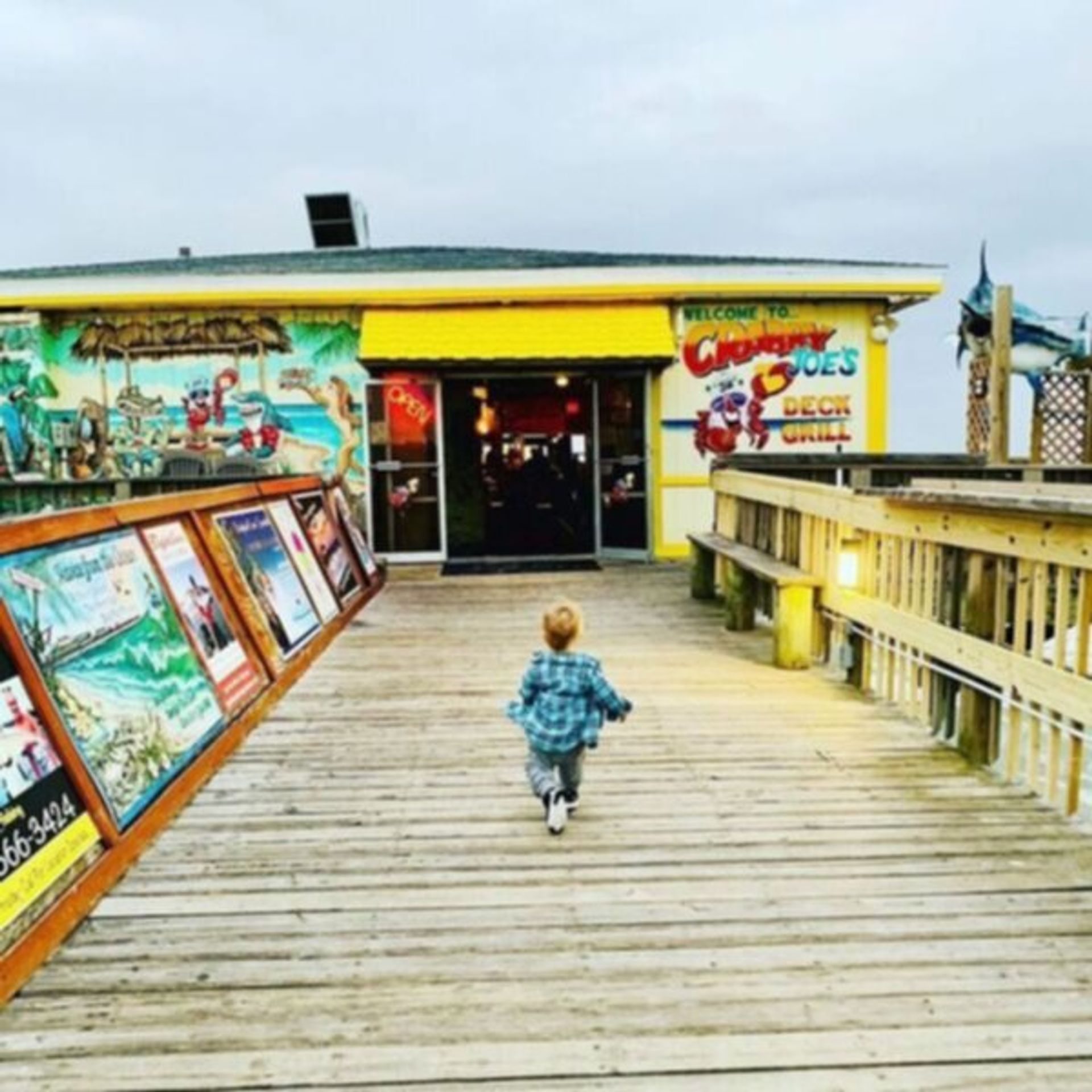 Crabby Joe's Deck & Grill