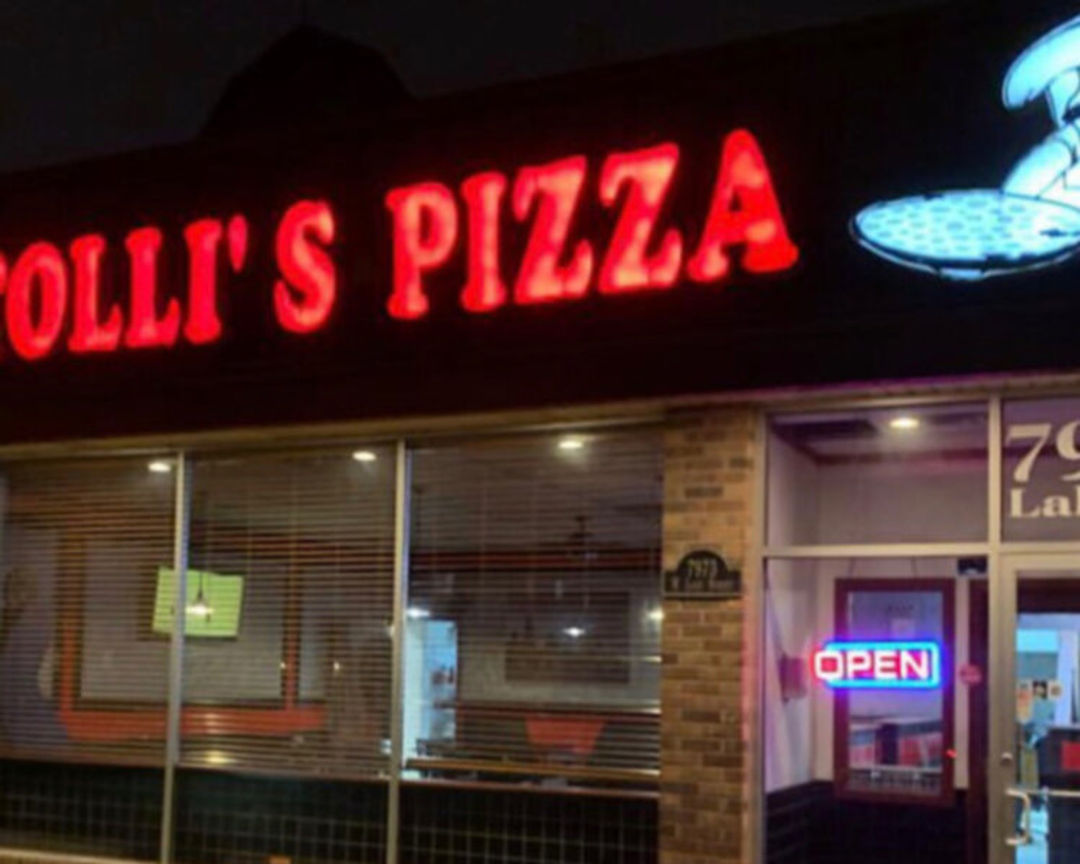 Bertollis River Pizza