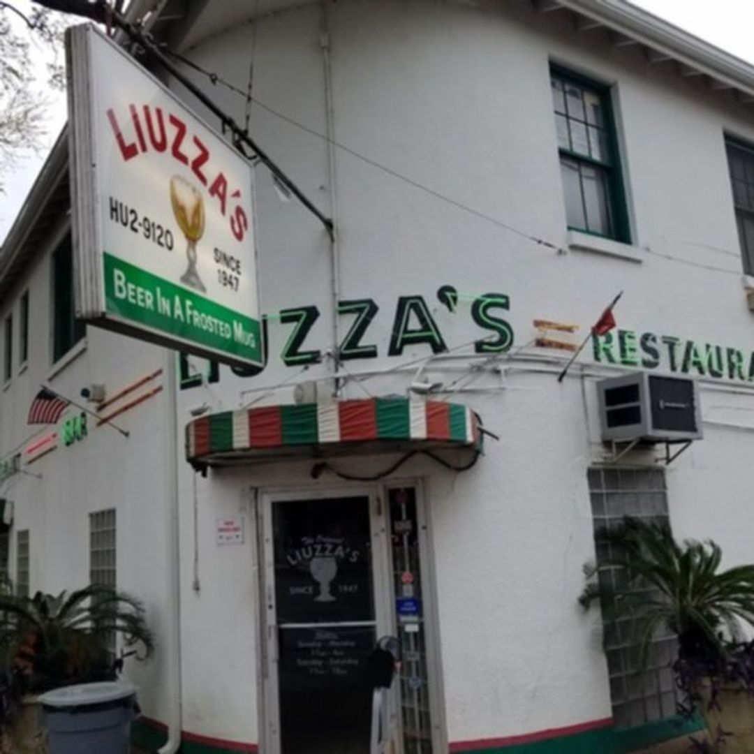 Liuzza's Restaurant & Bar