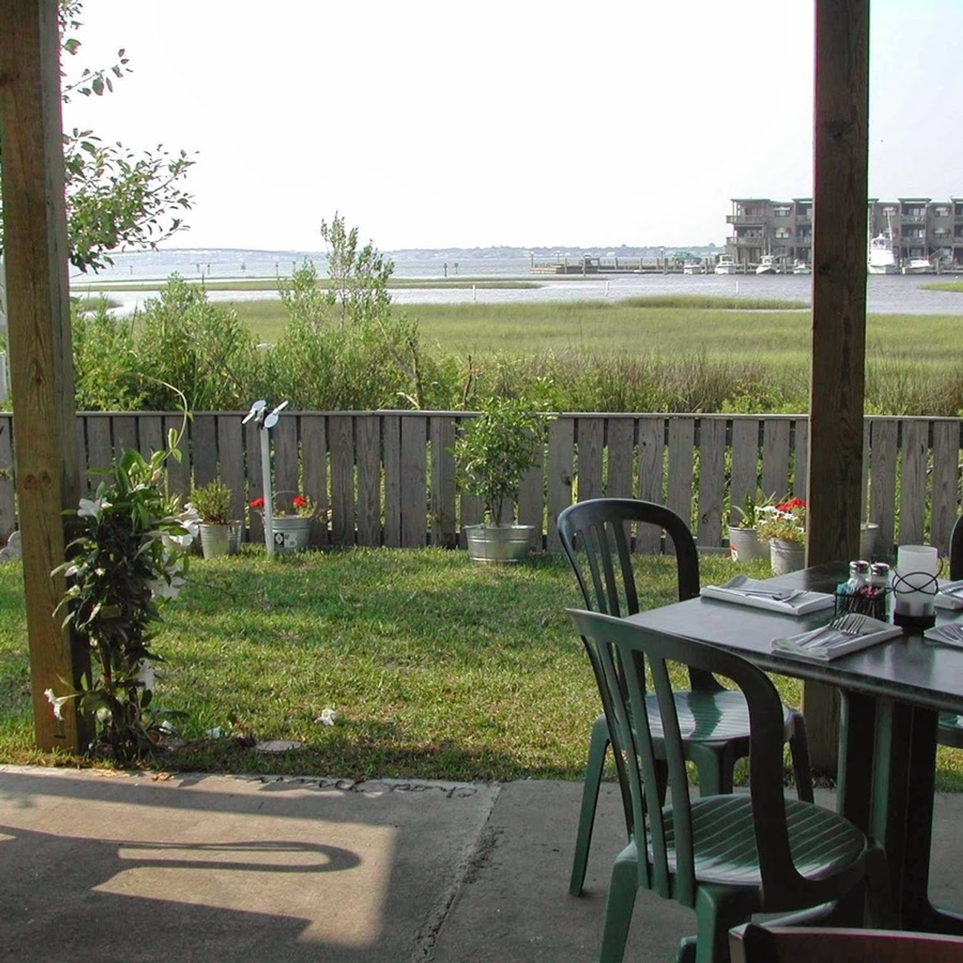 Amos Mosquito's Restaurant