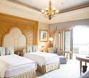 Others 5 Emirates Palace