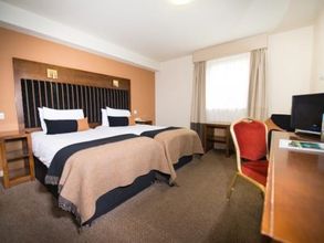 Others 4 Columba (I)