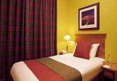 Others 4 Royal Highland (Room Only)