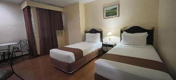 Others 3 Golden Peak Hotel And Suites
