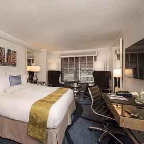 BEDROOM1Kimpton Ashbel New York,82nd Street–Jackson Heights飯店