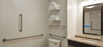 기타 6 Hampton Inn Detroit/Madison Ht