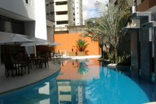 ภายนอกอาคาร Village Premium Hotel