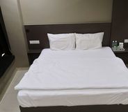 Bilik Tidur 5 Tropika Garden Hotel