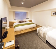 Bedroom 3 Hotel Mystays Premier Omori