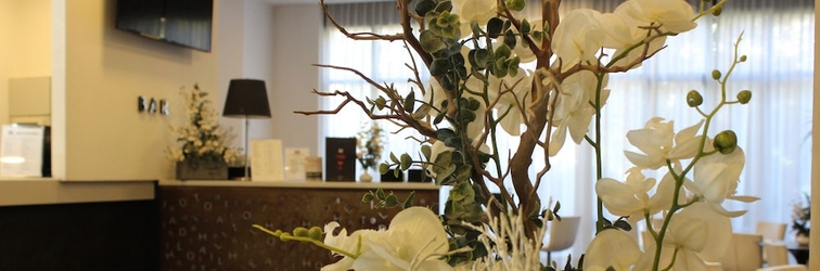 Lobby iH Hotels Milano Lorenteggio