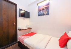 침실 2 Madras Hotel