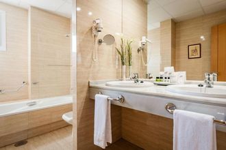 Others 4 Vincci Mediterraneo