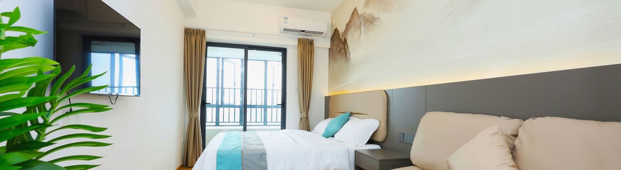 Others Shuyu Audio-Visual Luxury Apartment (Guangzhou Huadiwan Metro Station Branch)