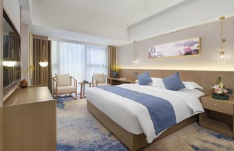 Lain-lain Treasure Holiday Hotel (Shiqiao Metro Station Branch)