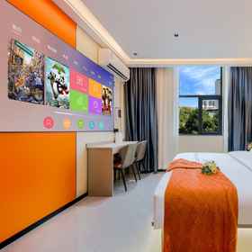 Hotel Main Pic 1 Weiyas Light Luxury Apartment (Panyu Asian Games City Branch), Vienna Hotel Parking Lot Hotels