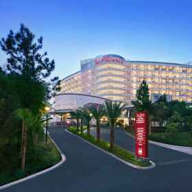 Hotel Main Pic 1 โรงแรม ดิ อลานา แอนด์ คอนเฟอเรนซ์ เซนทูล ซิตี้, โรงแรม & ที่พัก Kantor BPS,sSPAM TIRTA CIMULANG CIMANDE