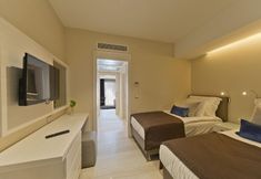 Others 3 TUI SENSATORI RESORT BARUT FET