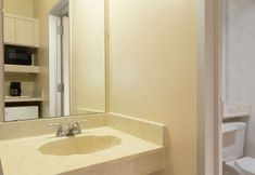 Lainnya 4 HOWARD JOHNSON BEACH RESORT