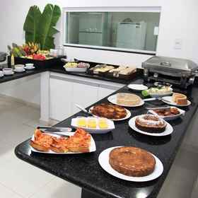 Pousada Do Conde 1, 酒店 普拉塔吉海滩