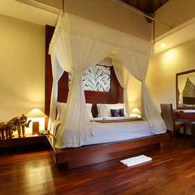 ARIA LUXURY VILLAS AND SPA 1, Hotel Soori Dog Grooming