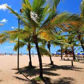 VIA DAS PEDRAS POUSADA1 , 飯店加拉普阿海滩