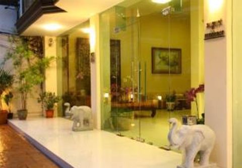 Others AUGUST RESIDENCE