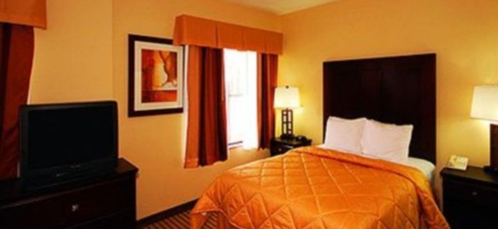 Others 2 Frontier Hotel