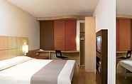 Kamar Tidur 5 IBIS AMSTERDAM AIRPORT