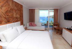 Others 7 MYTHOS PALACE