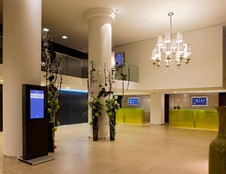 Lobby 2 SOFITEL LYON BELLECOUR (SUPERIOR) (G)