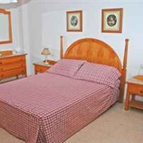 Piramides Puerto Blanco 1, Hotel Benadalid