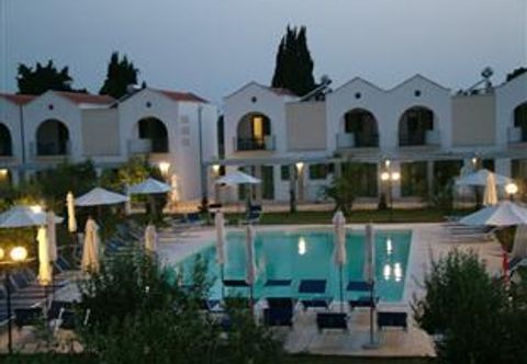 Others Family Village Otranto