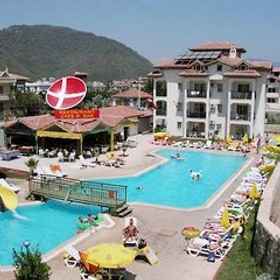 Ekinci Palace1 , 飯店图伦奇海滩