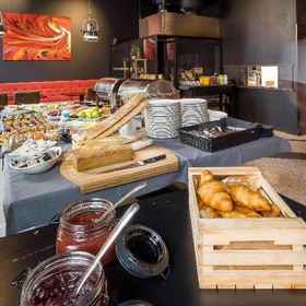 Korona Gold - Korona Hotel Wrocław 1, Hotel University of Wrocław