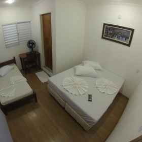 Hotel Paris1 , 飯店Sergio de Freitas Pacheco Square