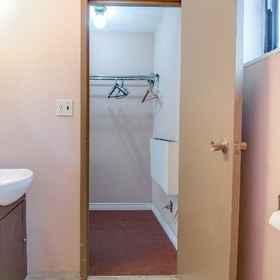 Falls Inn Near Casino Niagara 1, Hotel Niagara Glen Nature Reserve