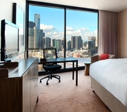 Bedroom 4 HILTON MELBOURNE SOUTH WHARF HOTEL