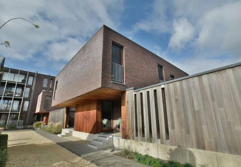 อื่นๆ CASPER HOUSE