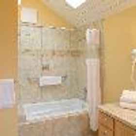 THE EMBARCADERO RESORT CONDOMINIUM 1, Hotel Lincoln County