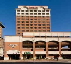 ภายนอกอาคาร 4 HAMPTON INN ST. LOUIS-DOWNTOWN (AT THE GATEWAY ARCH)