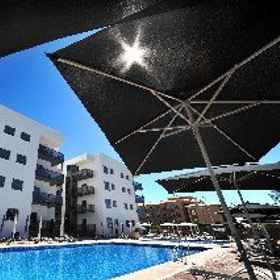 APARTAMENTOS LEO PUNTA UMBRIA DELUXE 1, 베로칼 호텔