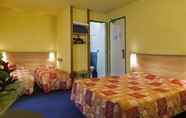 Bedroom 3 COMFORT HOTEL LILLE EUROPE(EX DES EXPOSITIONS)