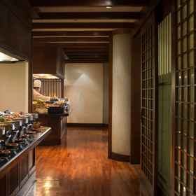 BUMI SURABAYA 1, Hotel Banjar Fried Chicken