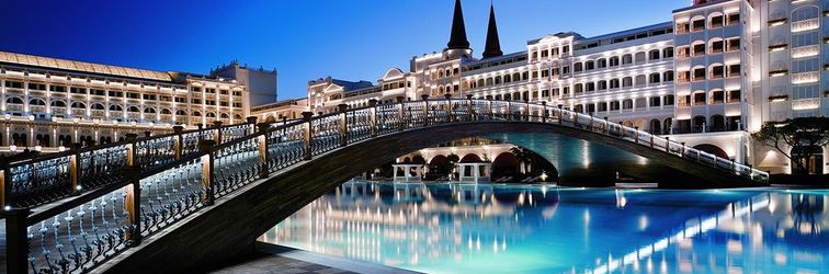 Others Titanic Mardan Palace