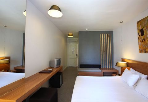 Lain-lain MAGNIFIC CHECK-IN AND CHILL-OUT