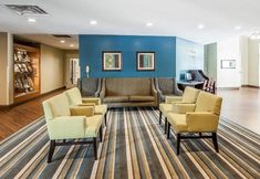 Khác 7 MainStay Suites